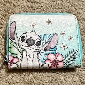Loungefly Disney Stitch Floral Zip Wallet